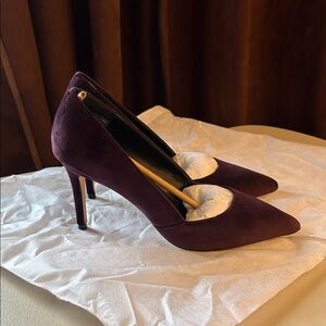 Lands End Purple Heels - Size 7 1/2 Like New
